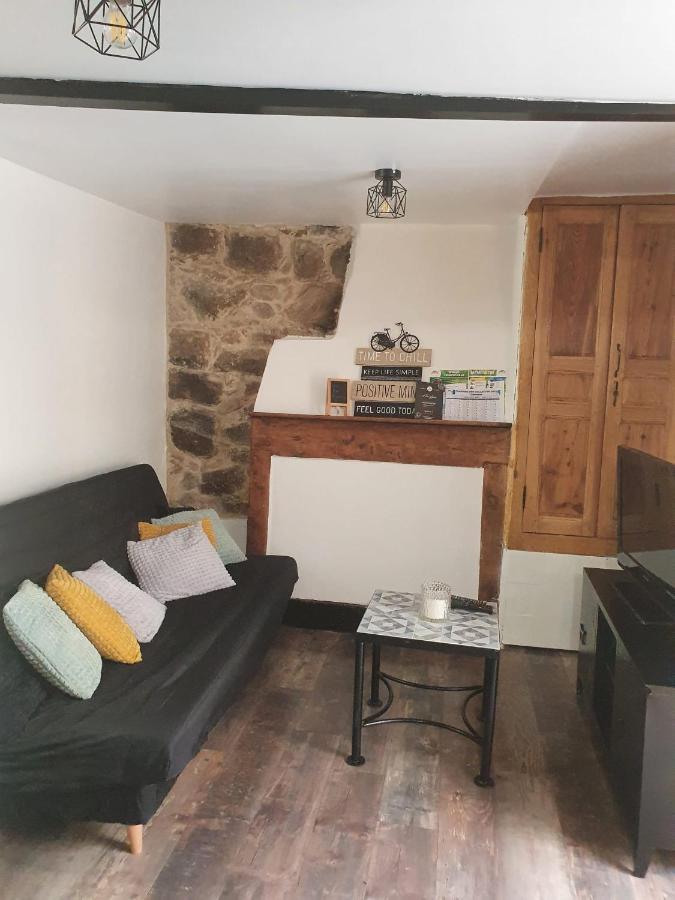 Charmant Petit Studio Proche Depart Gr20 Calenzana Exterior photo